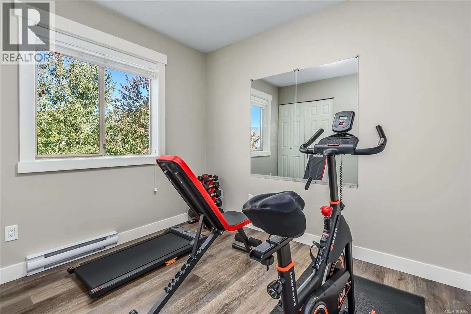 304 4685 Alderwood Pl