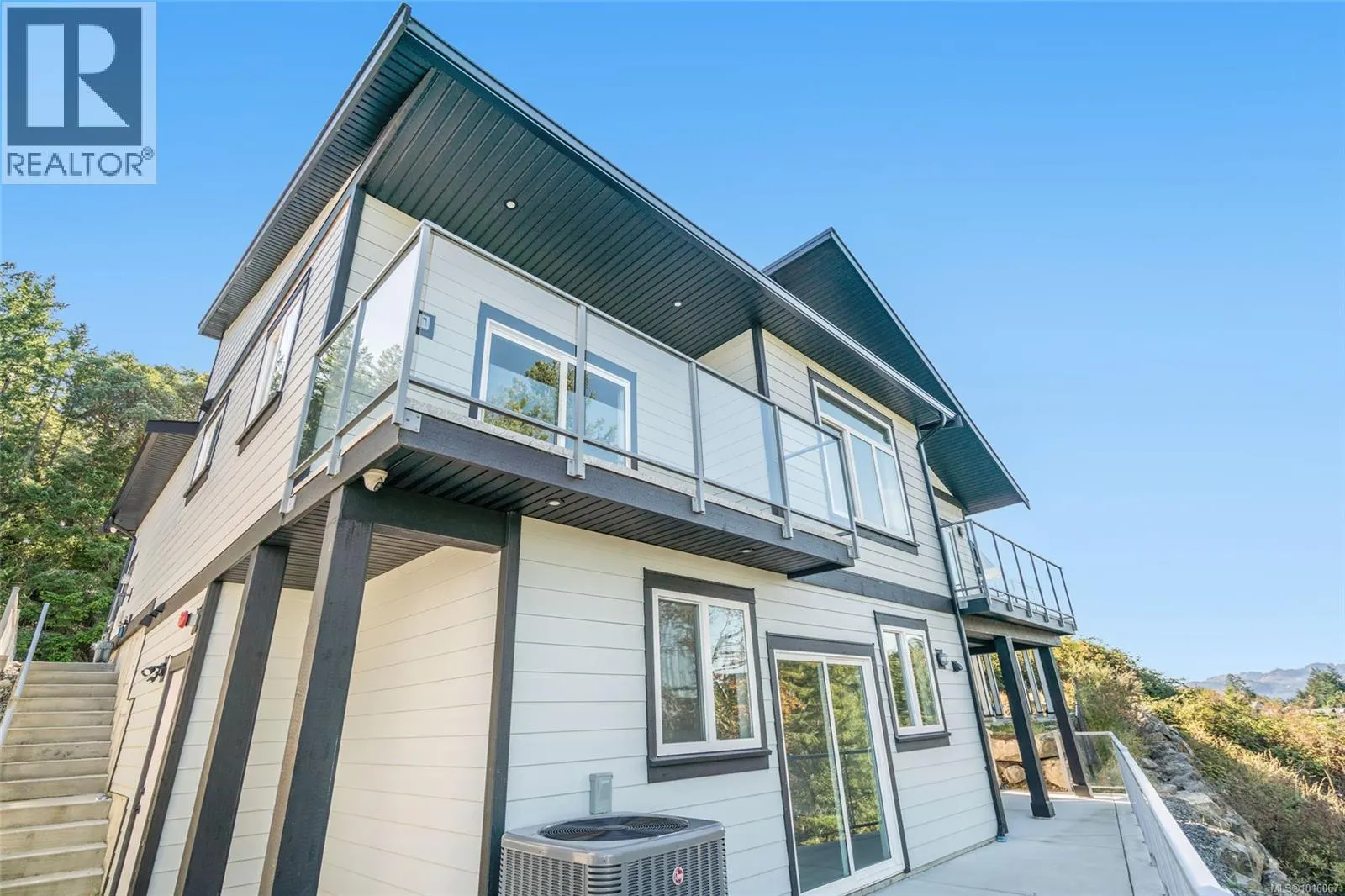 124 Hawk Point Rd