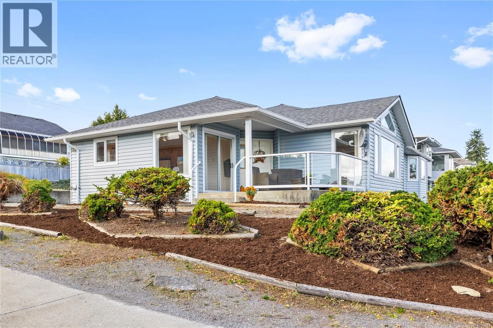 6283 Invermere Rd