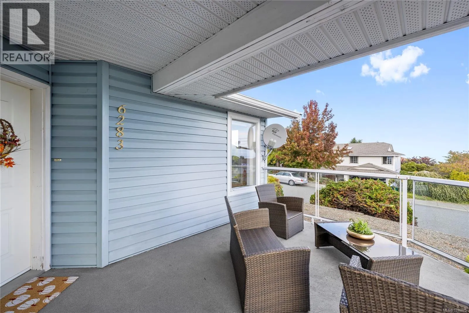 6283 Invermere Rd