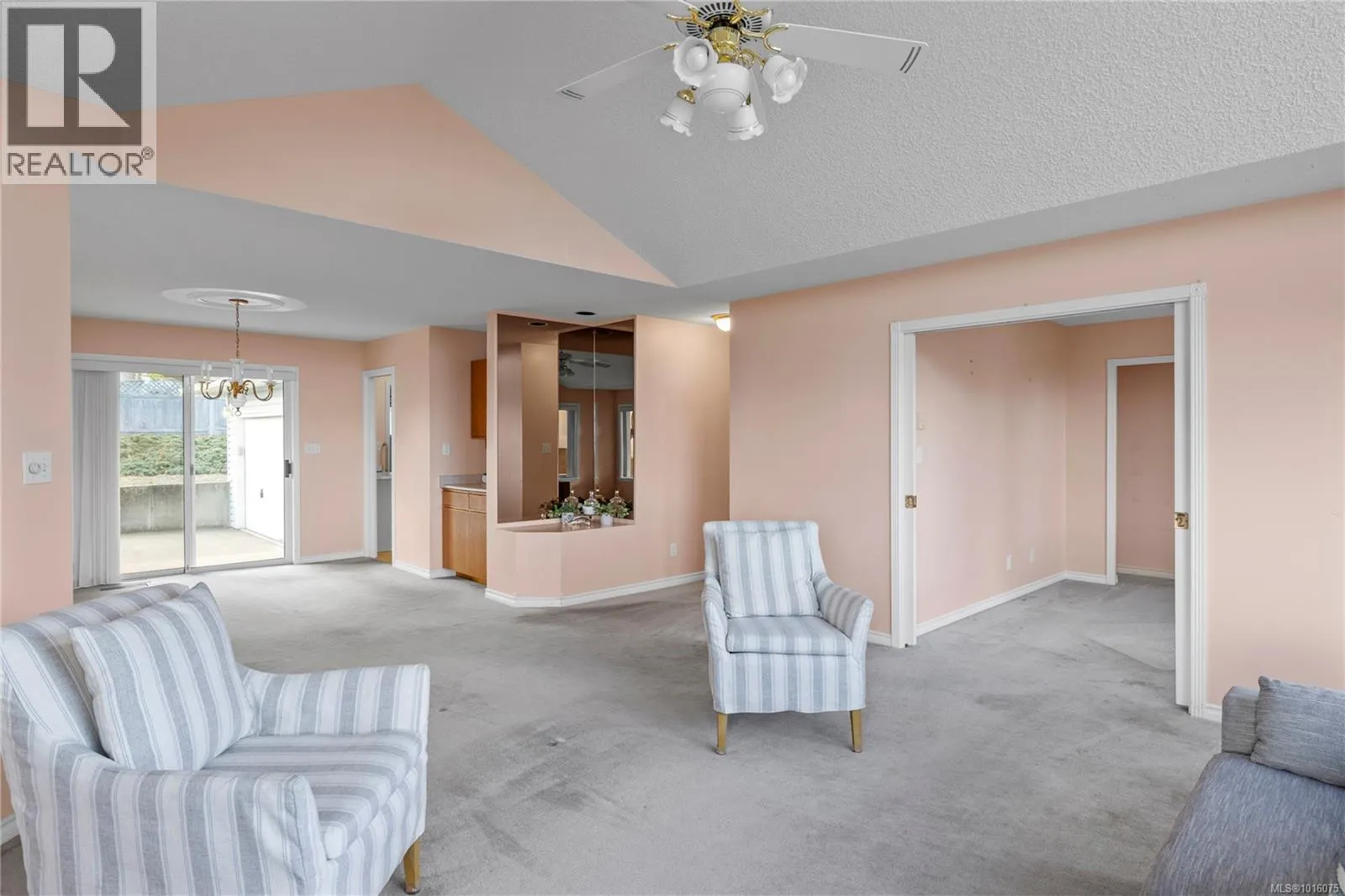 6283 Invermere Rd