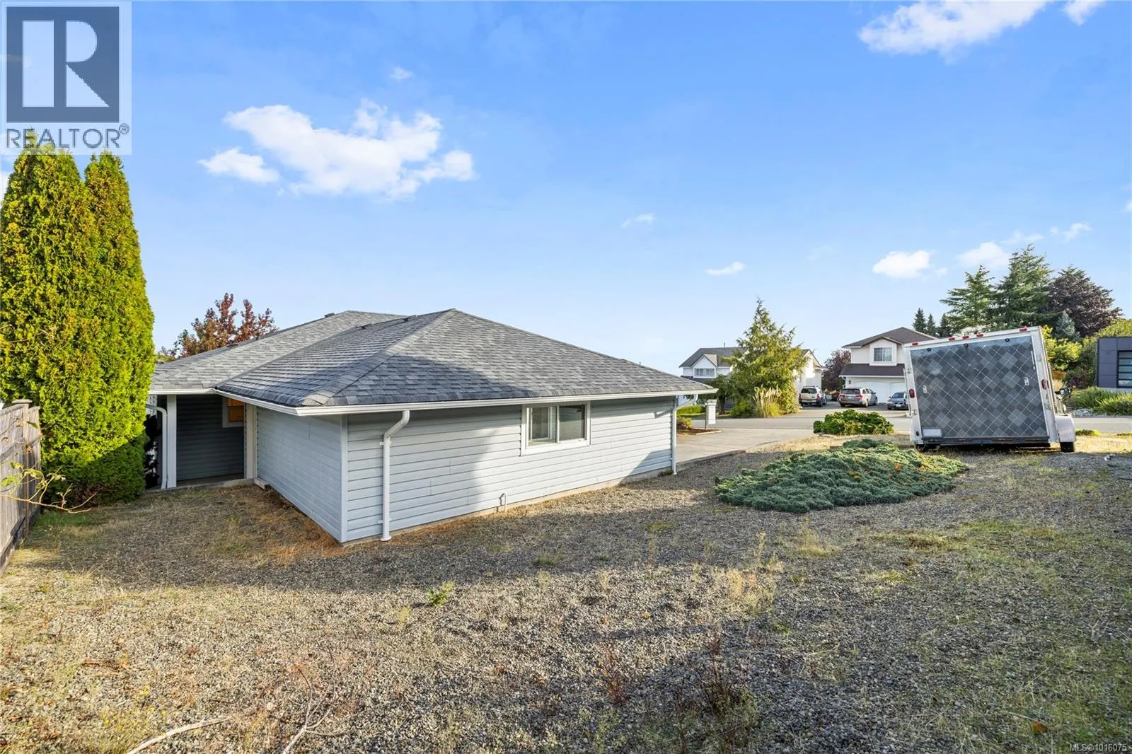 6283 Invermere Rd