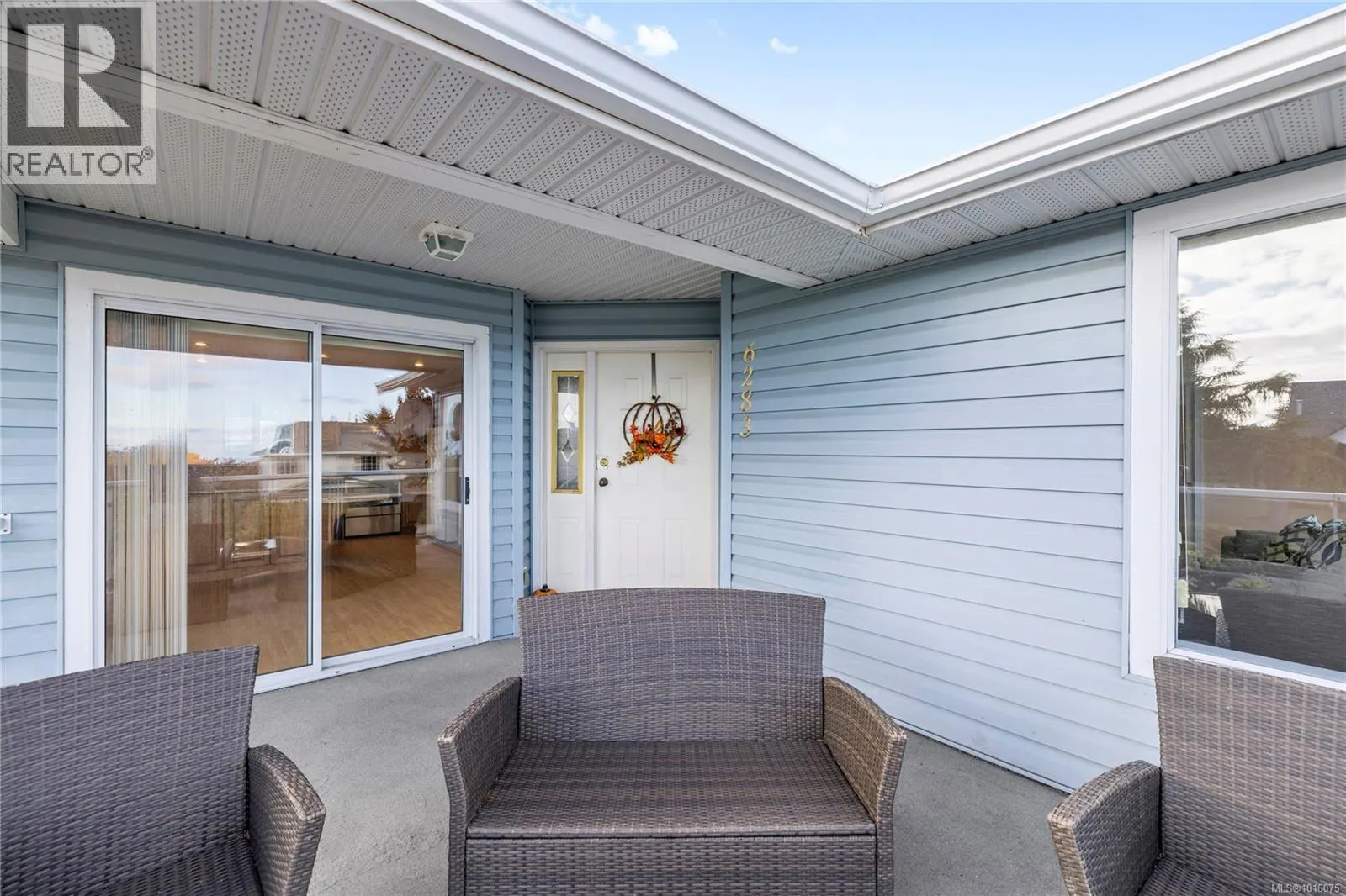 6283 Invermere Rd