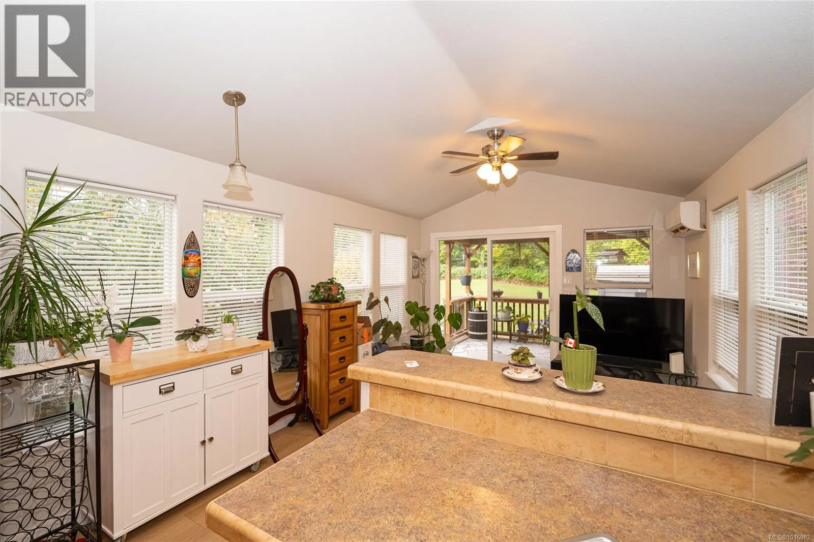 350 3042 River Rd