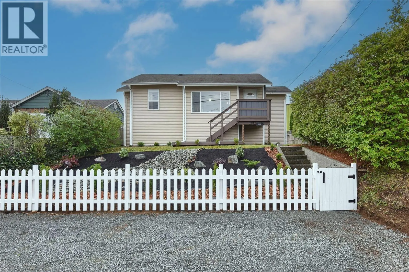 1971 19th Ave