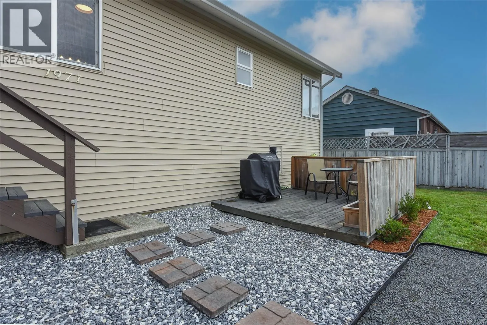 1971 19th Ave