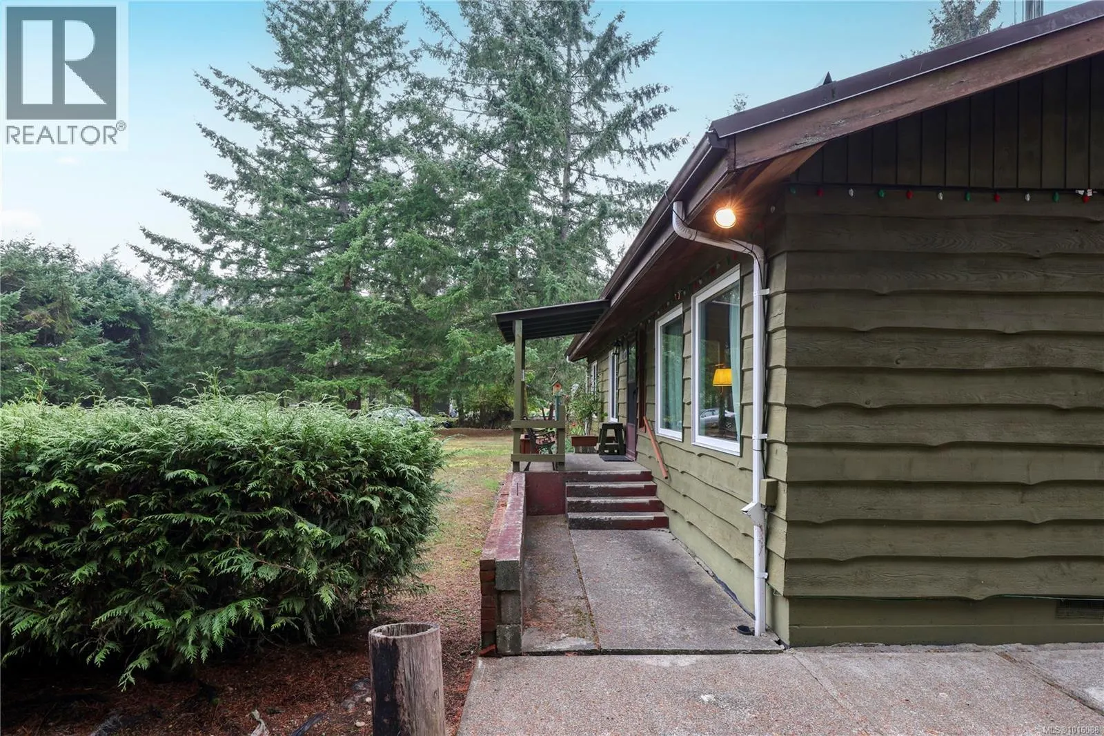 372 Bates Dr