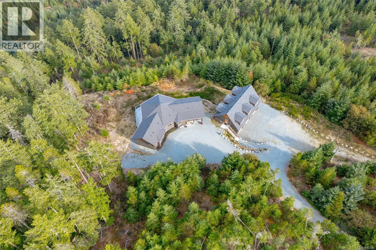 1490 Finlayson View Pl