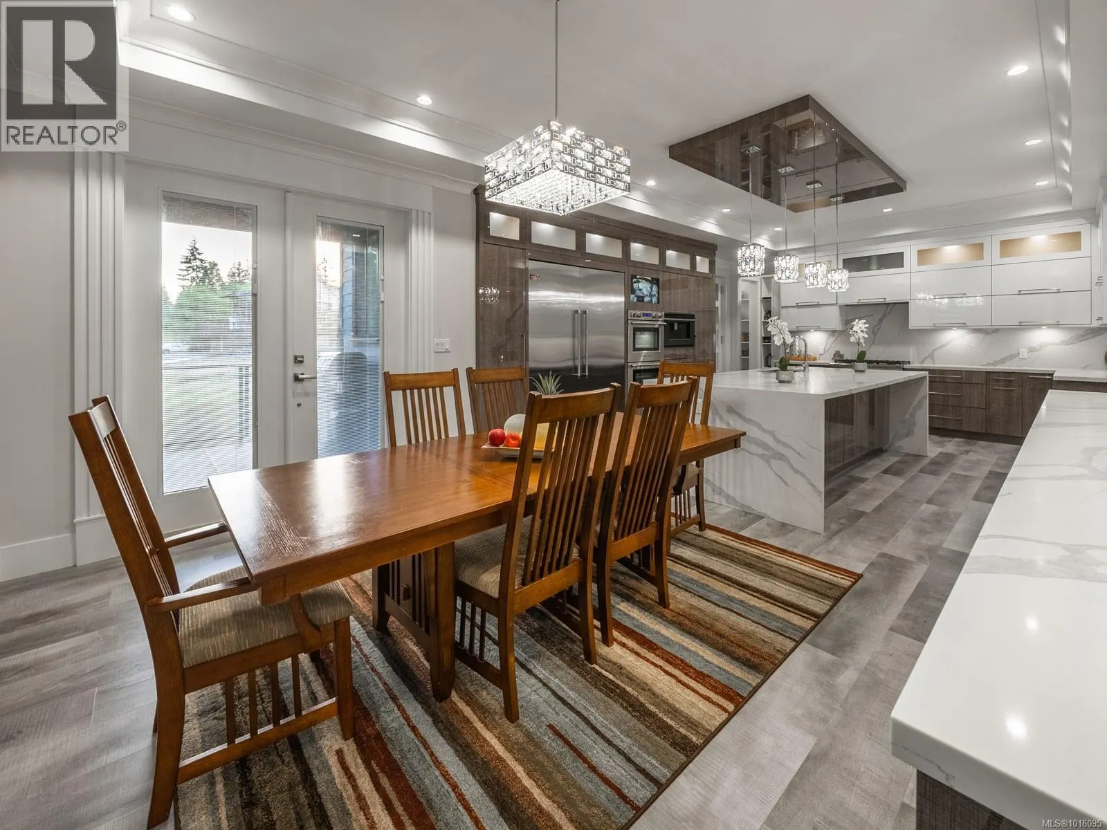 6118 Cottam Rd