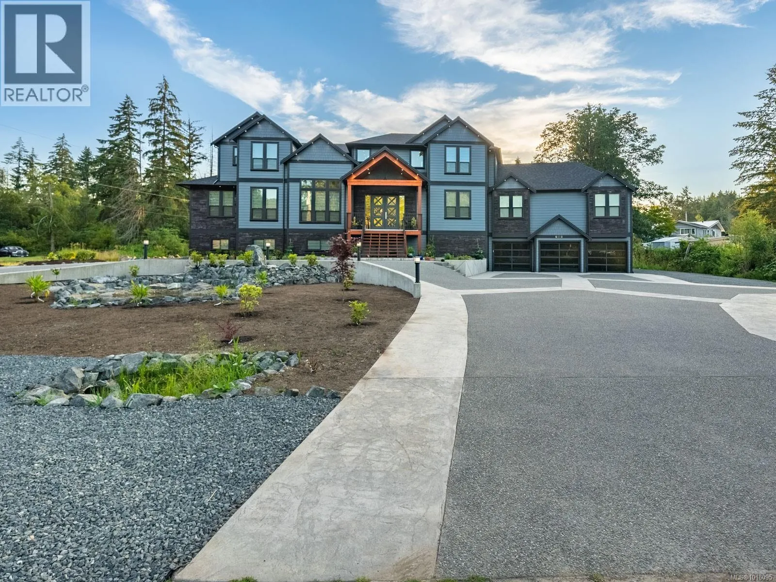 6118 Cottam Rd