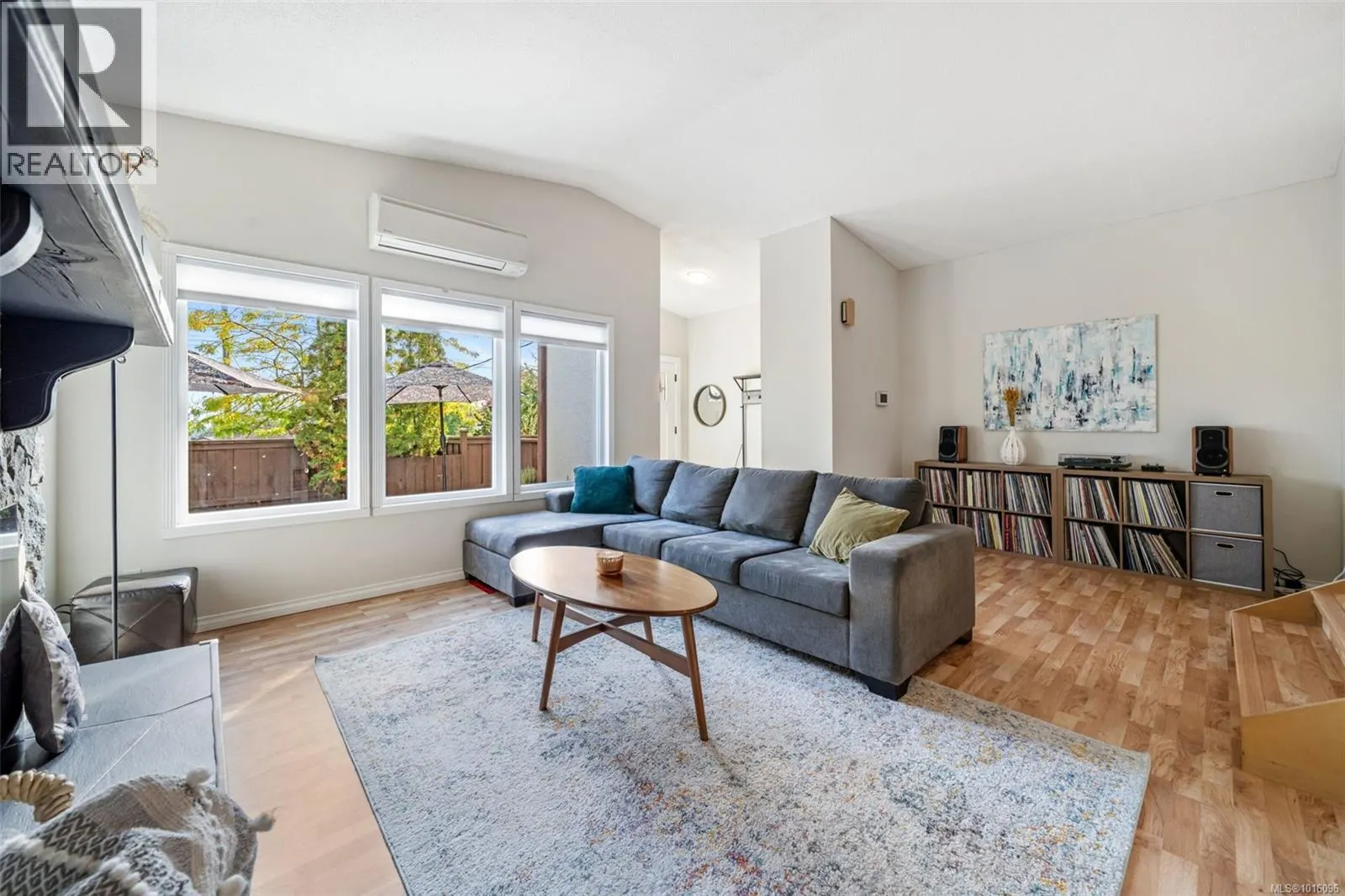 1030 Burnside Rd W