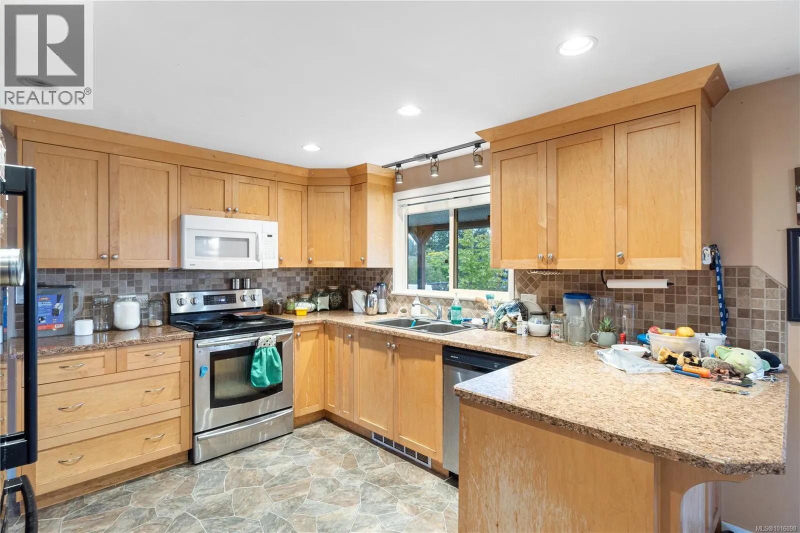 1500 Grafton Ave