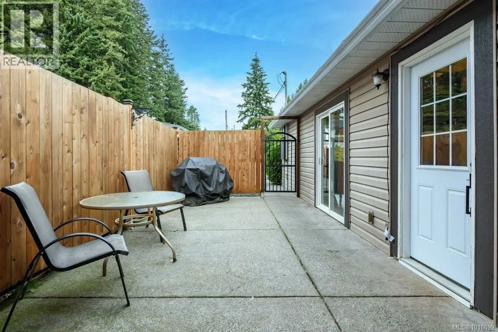 B 1750 15th St