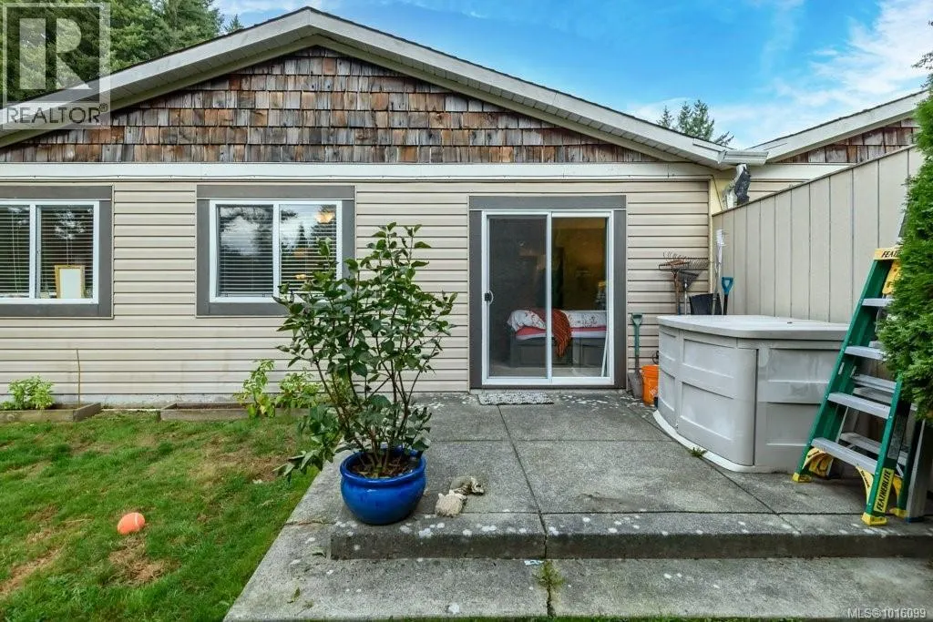 B 1750 15th St