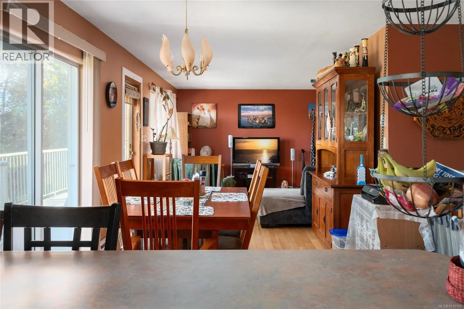 2018 Cinnabar Ave