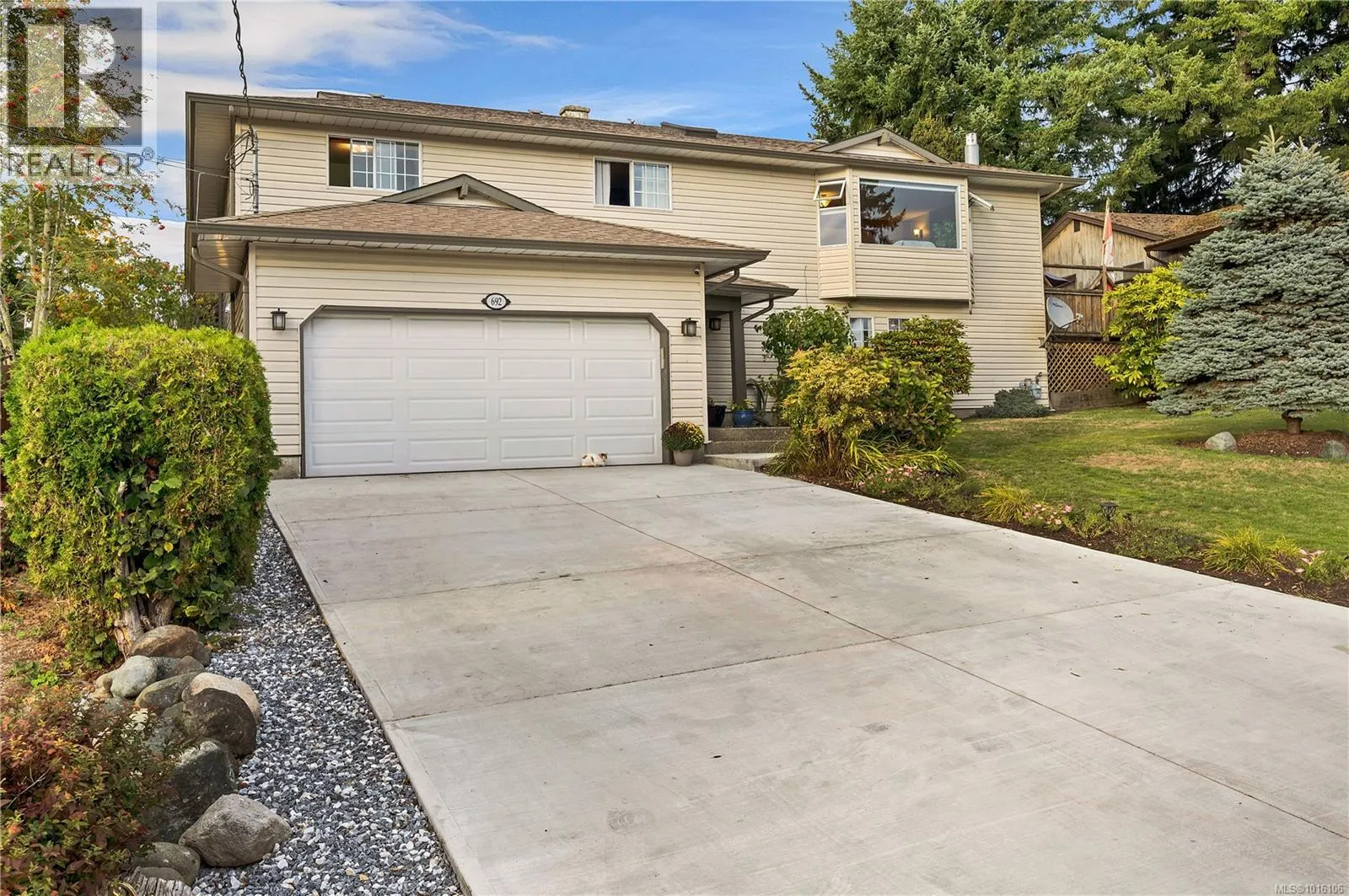 692 Eland Dr
