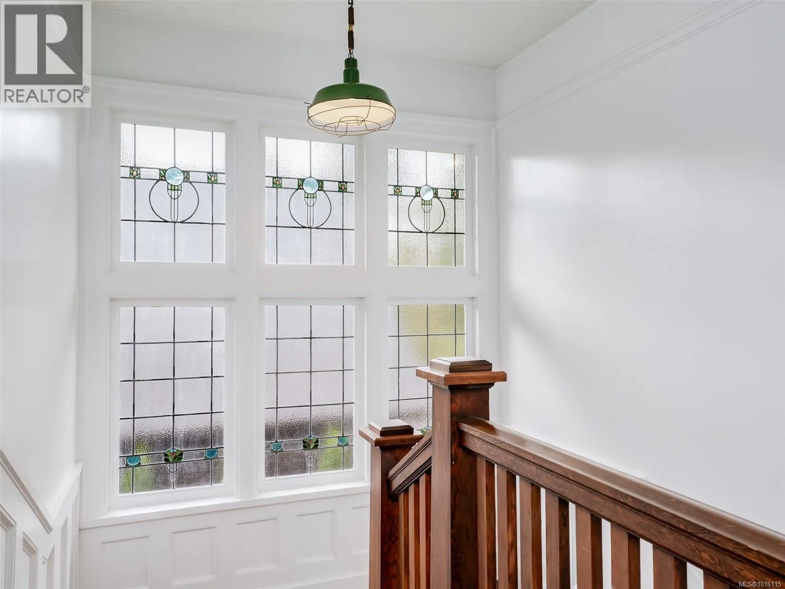 943 St. Charles St
