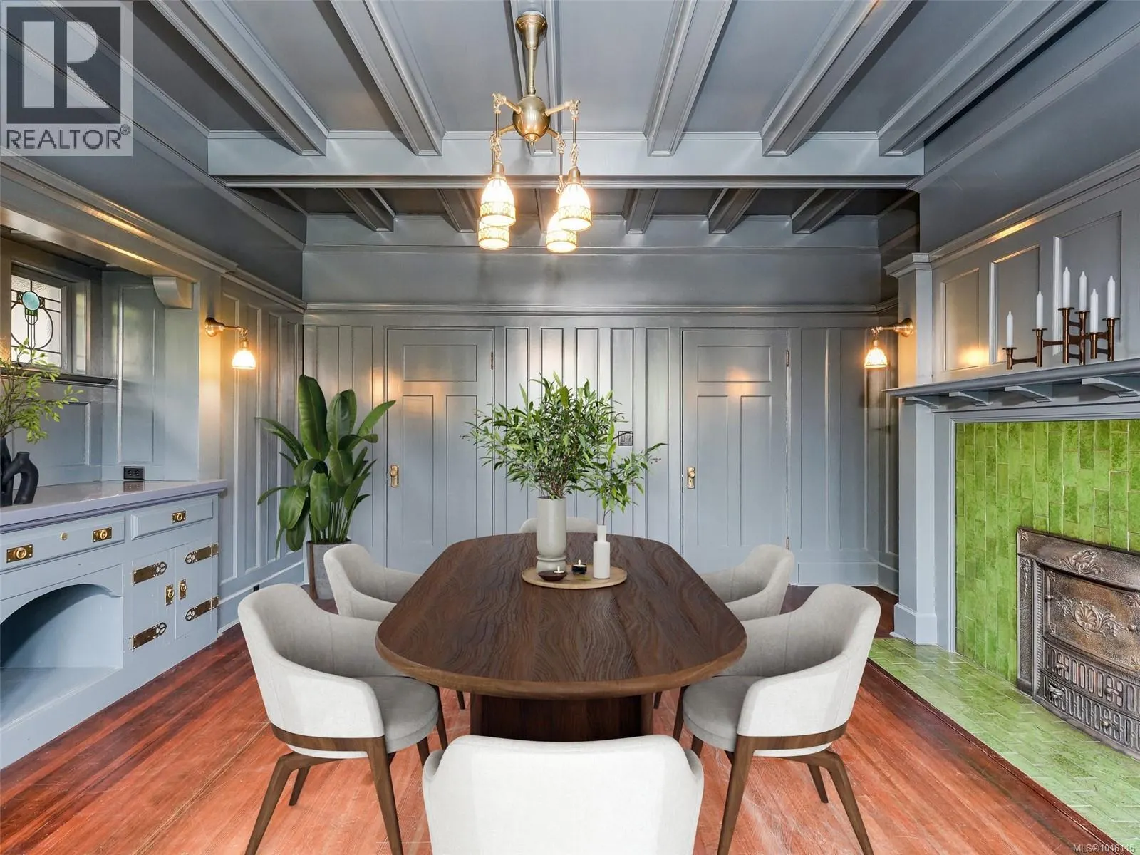 943 St. Charles St