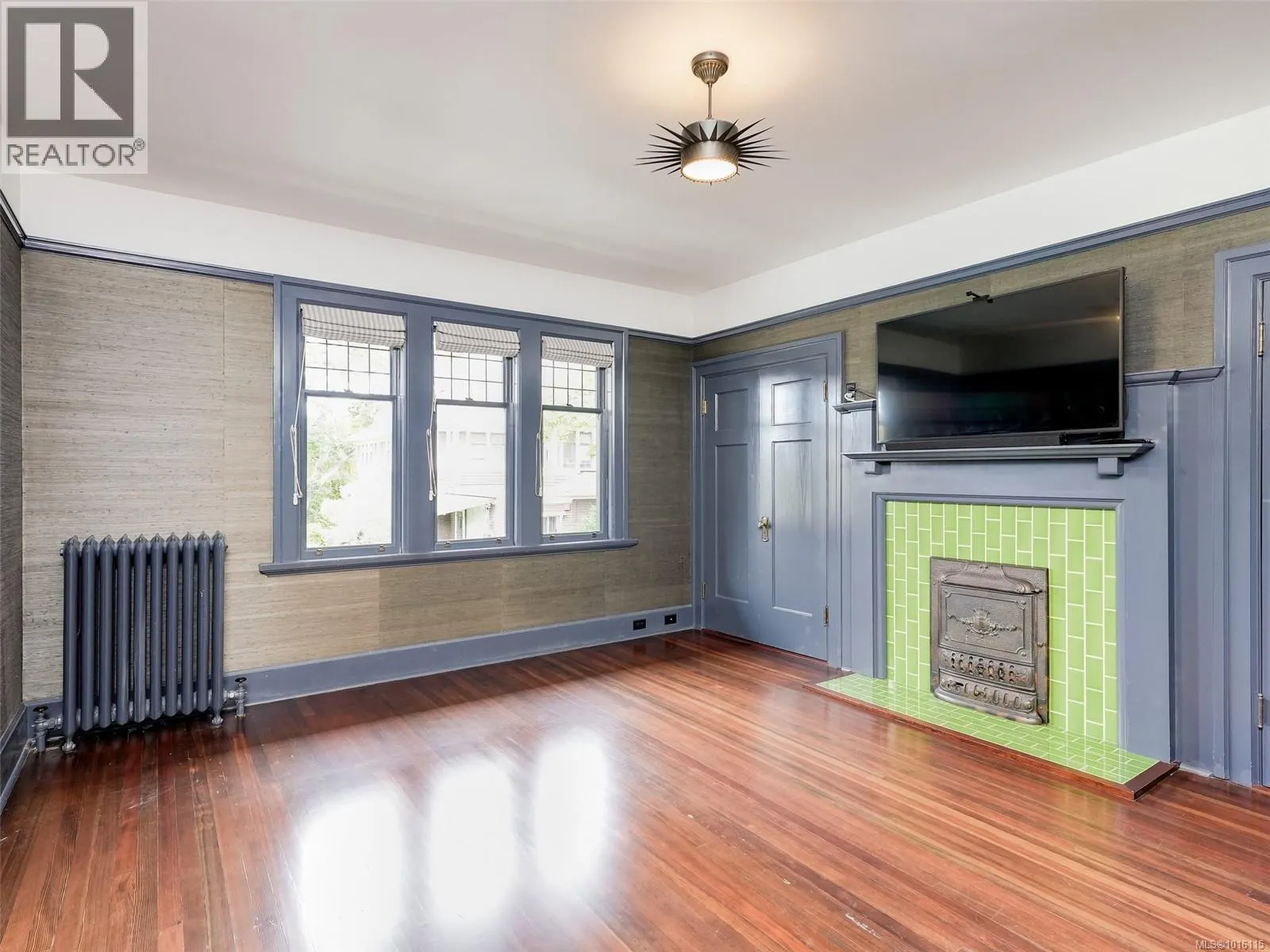 943 St. Charles St