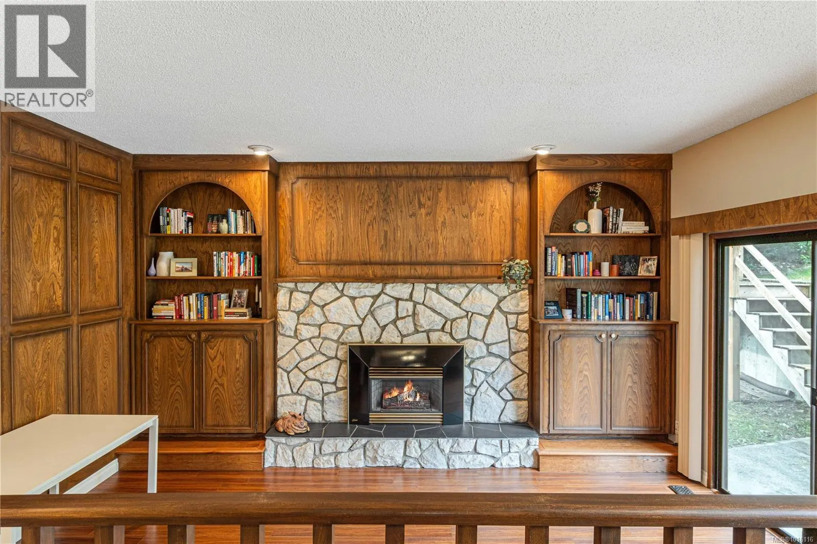 3270 Smugglers Hill Dr