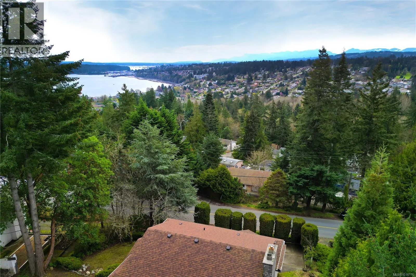 3270 Smugglers Hill Dr