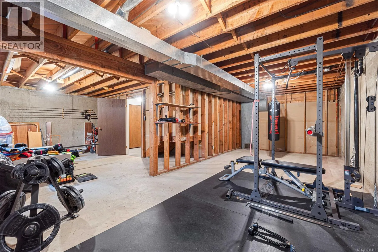 3270 Smugglers Hill Dr