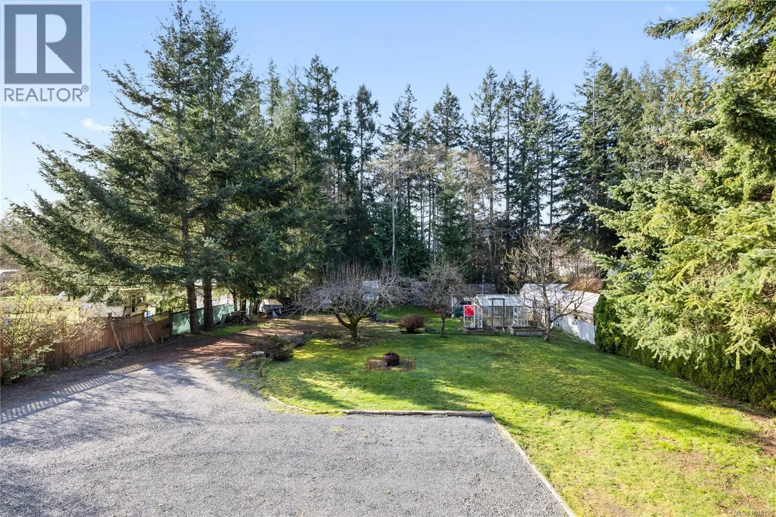 2450 Nanoose Rd