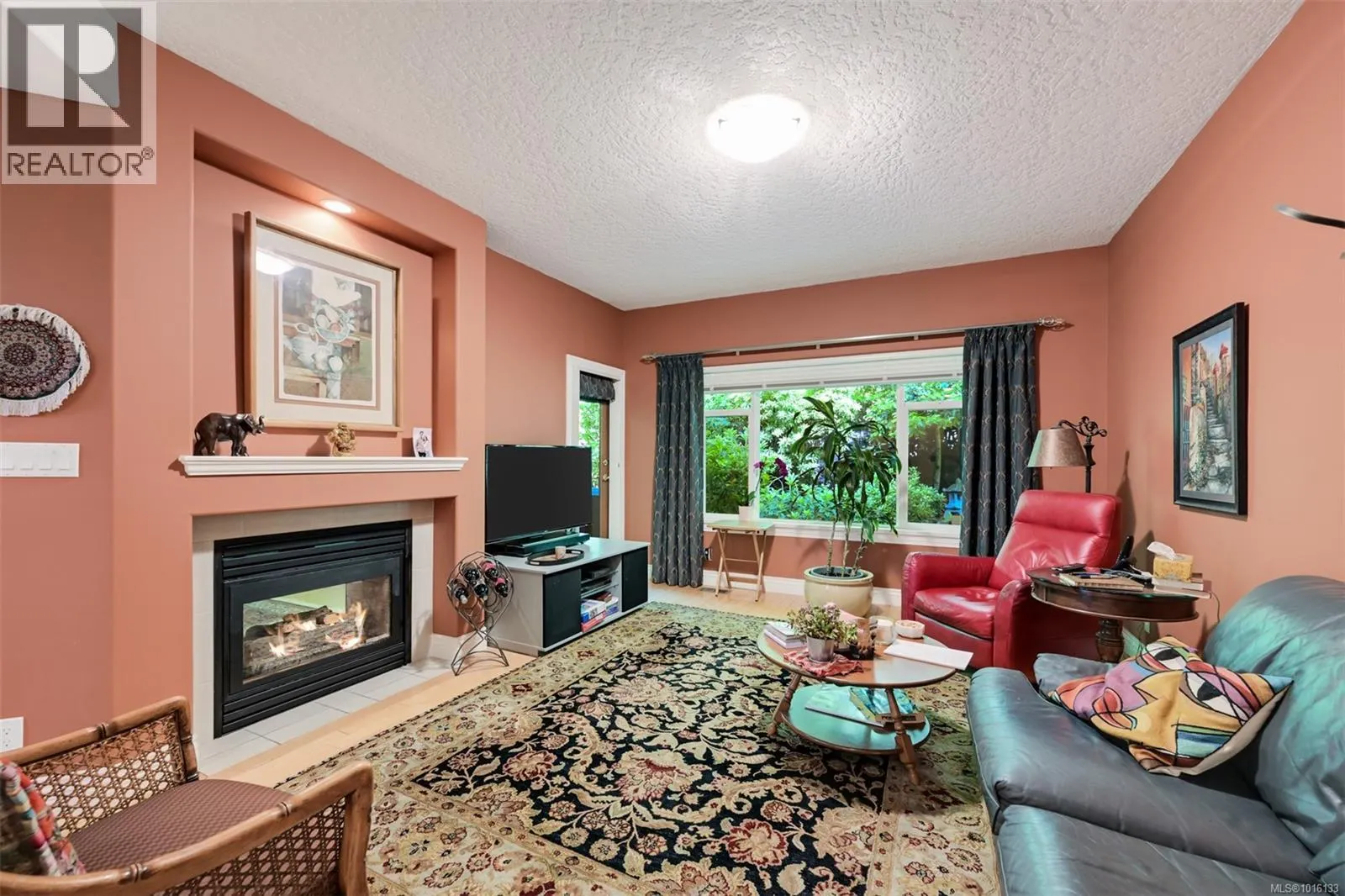 4 4522 Gordon Point Dr