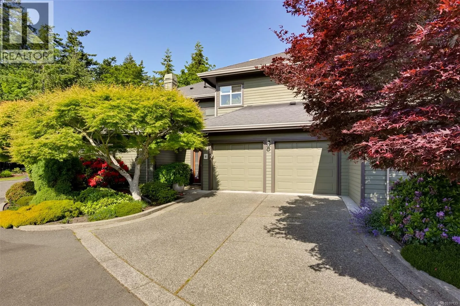 4 4522 Gordon Point Dr