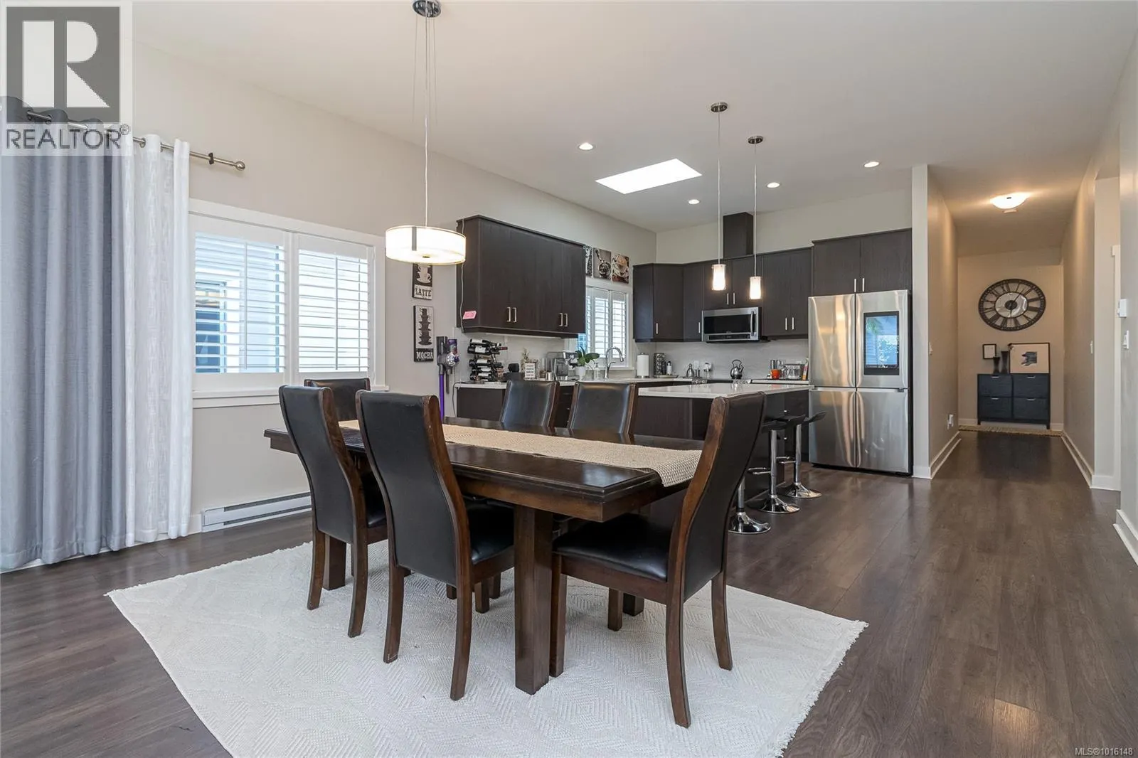 3526 Luxton Rd