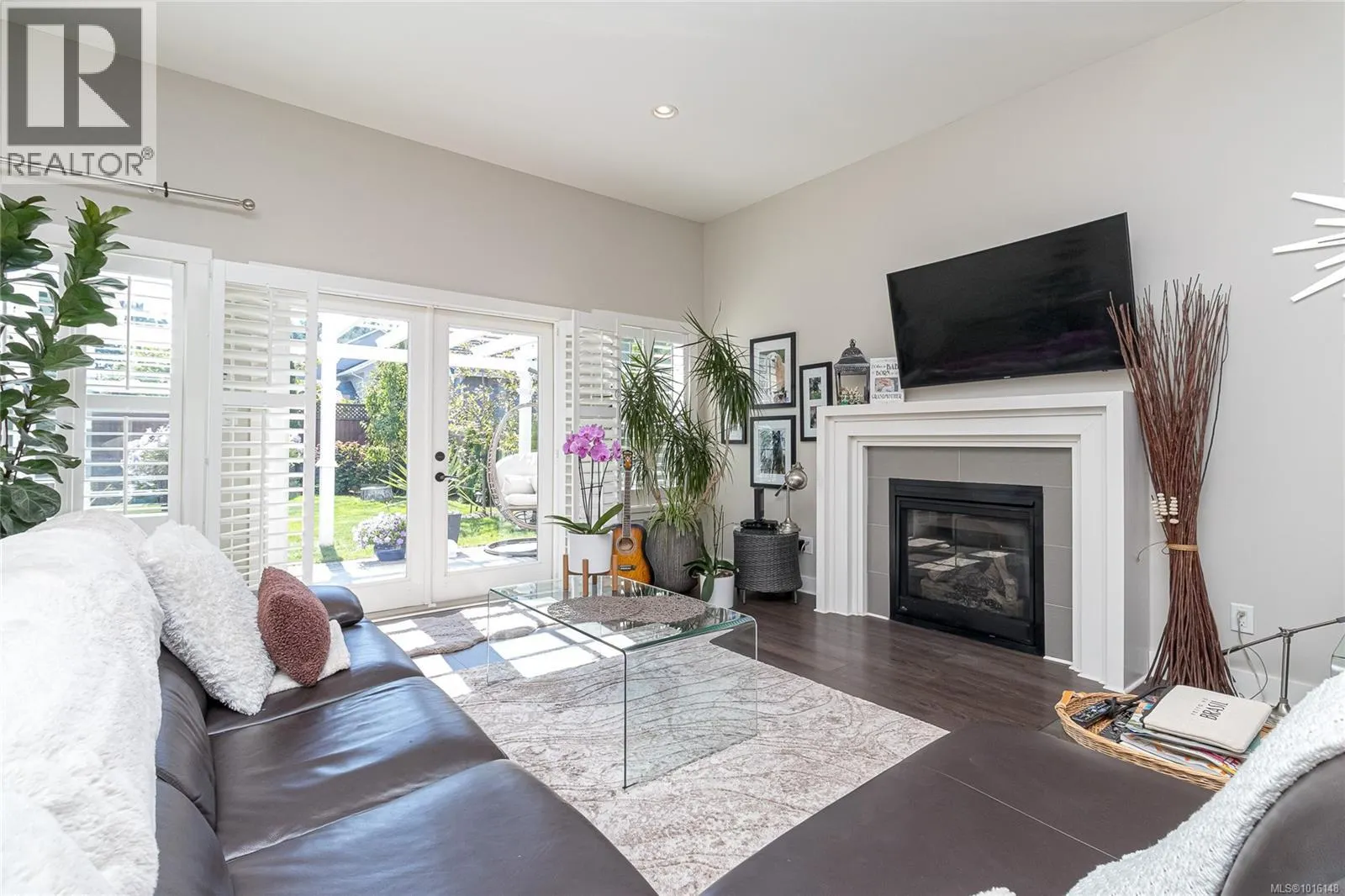 3526 Luxton Rd