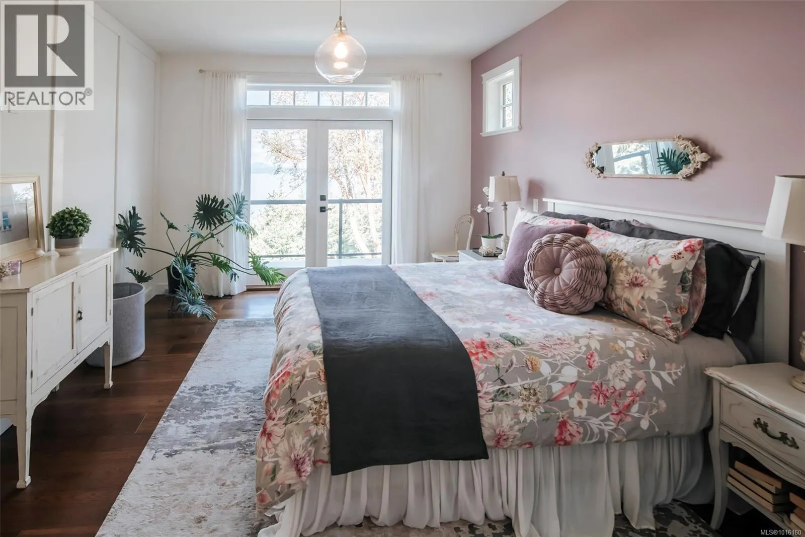 347 Collins Rd