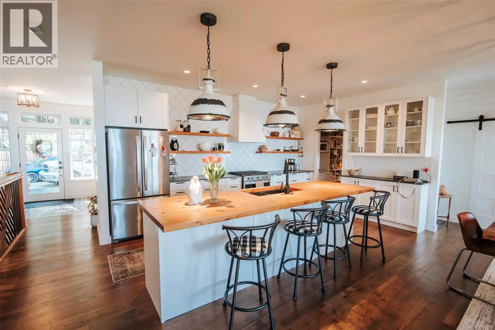 347 Collins Rd