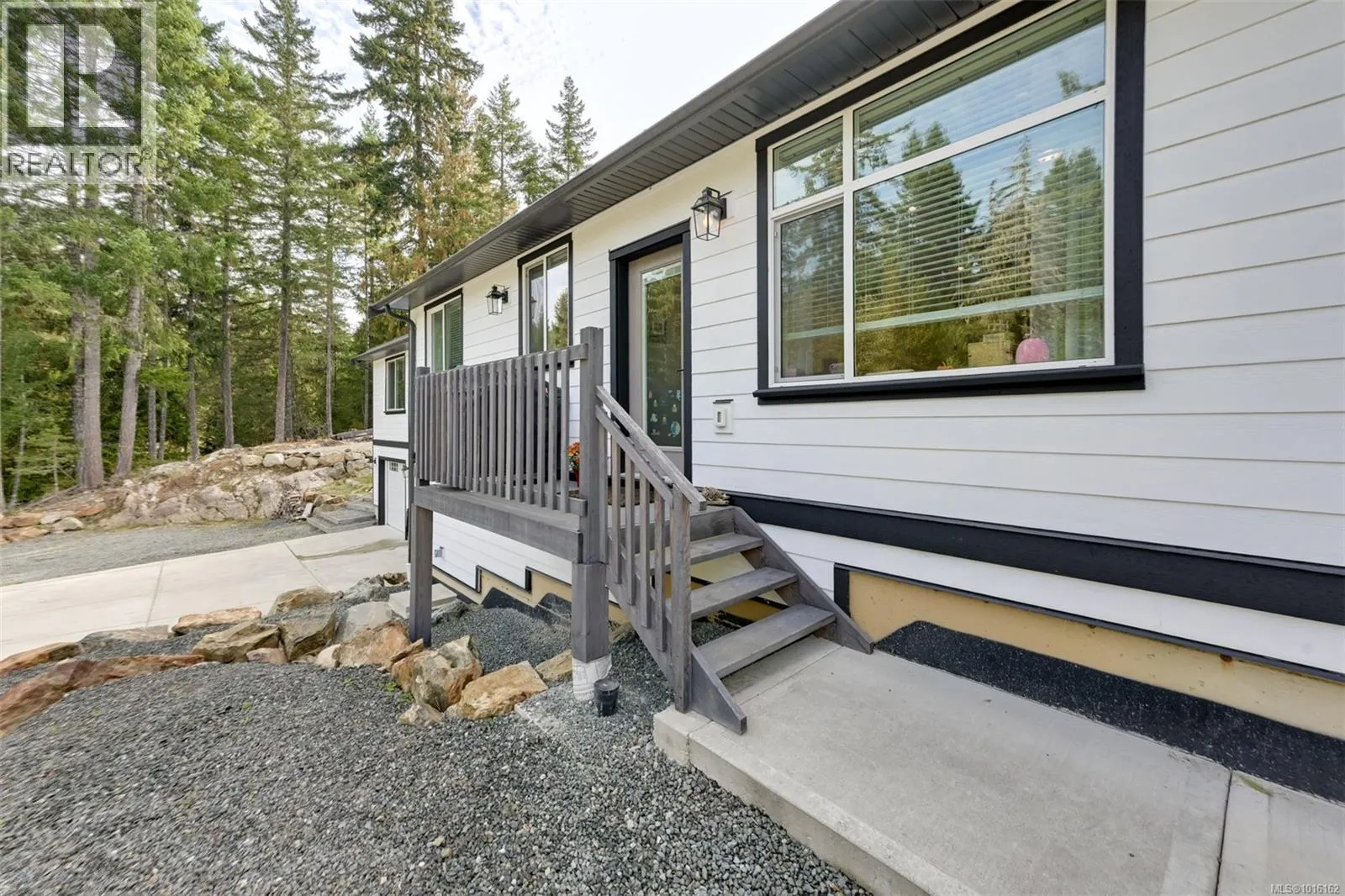 1141 Trailhead Lane
