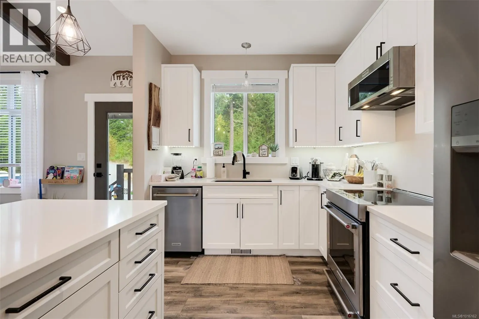 1141 Trailhead Lane