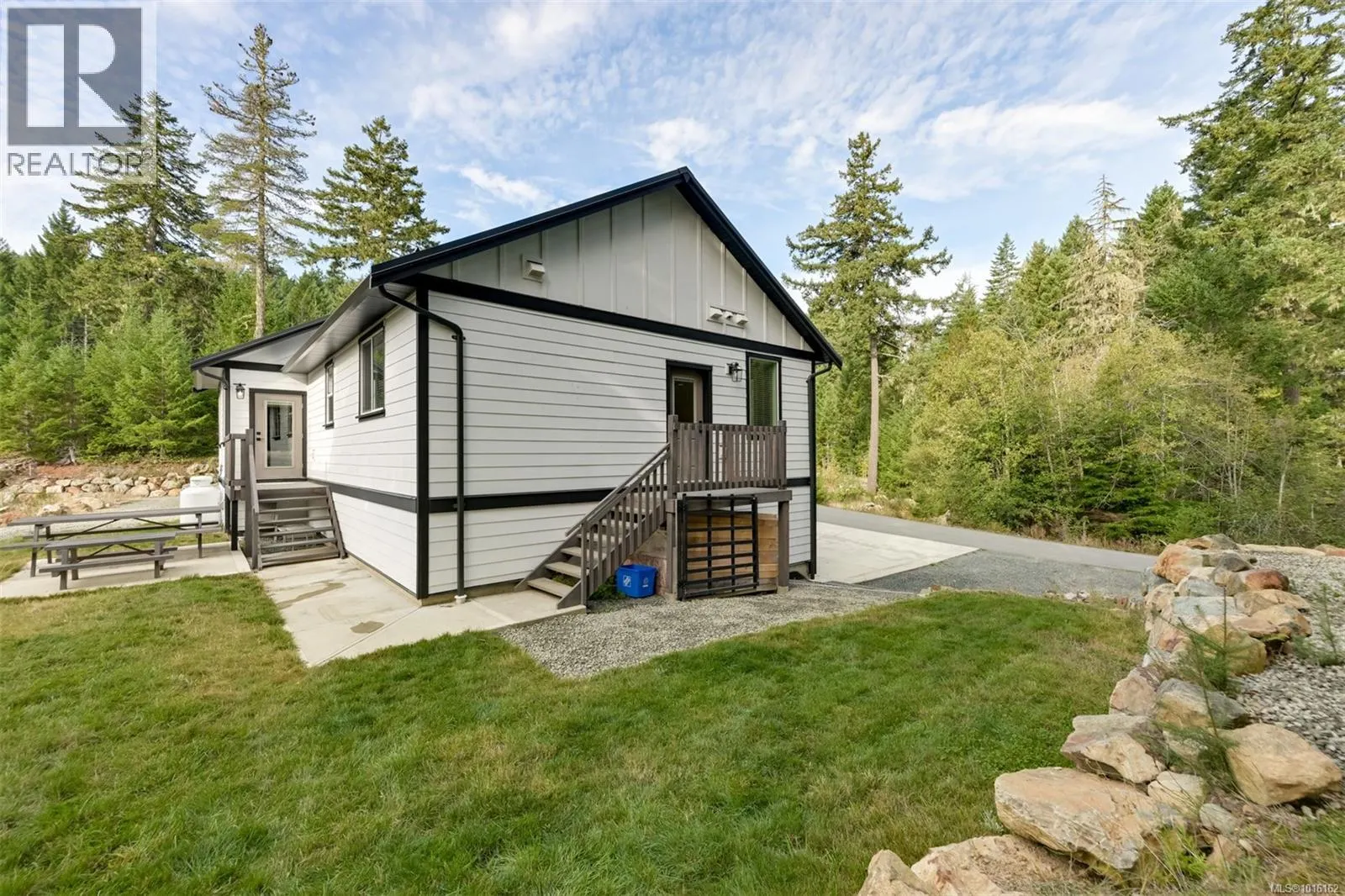 1141 Trailhead Lane