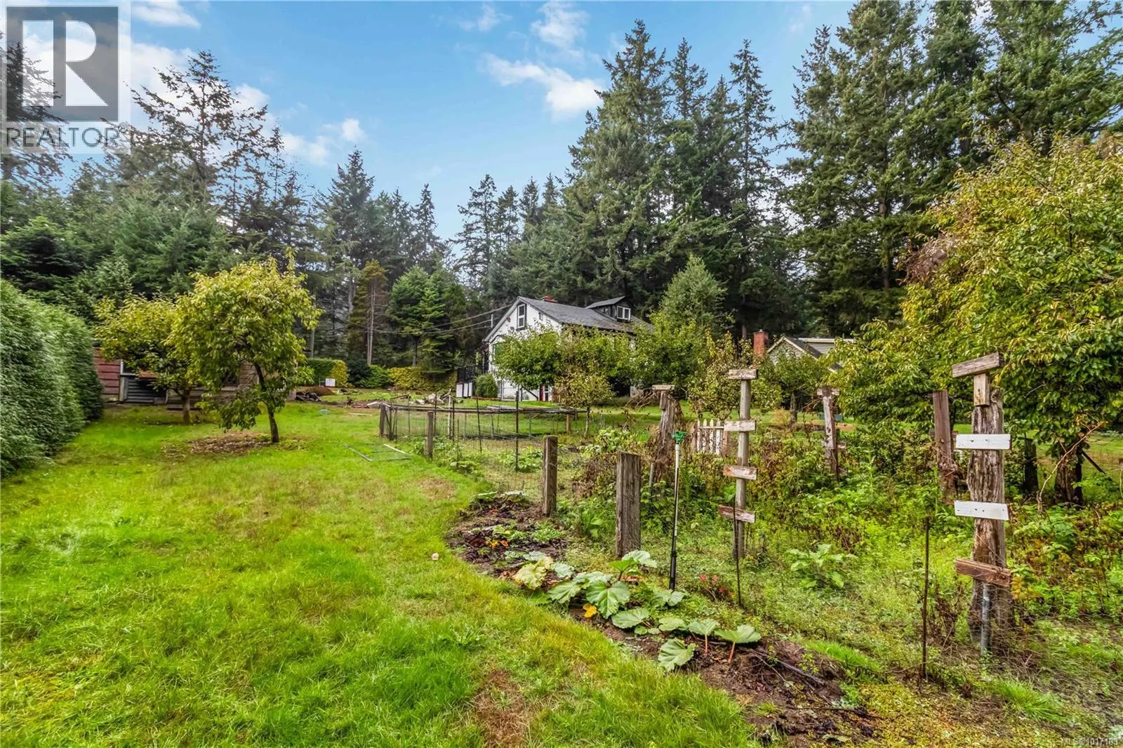 5447 Fowler Rd