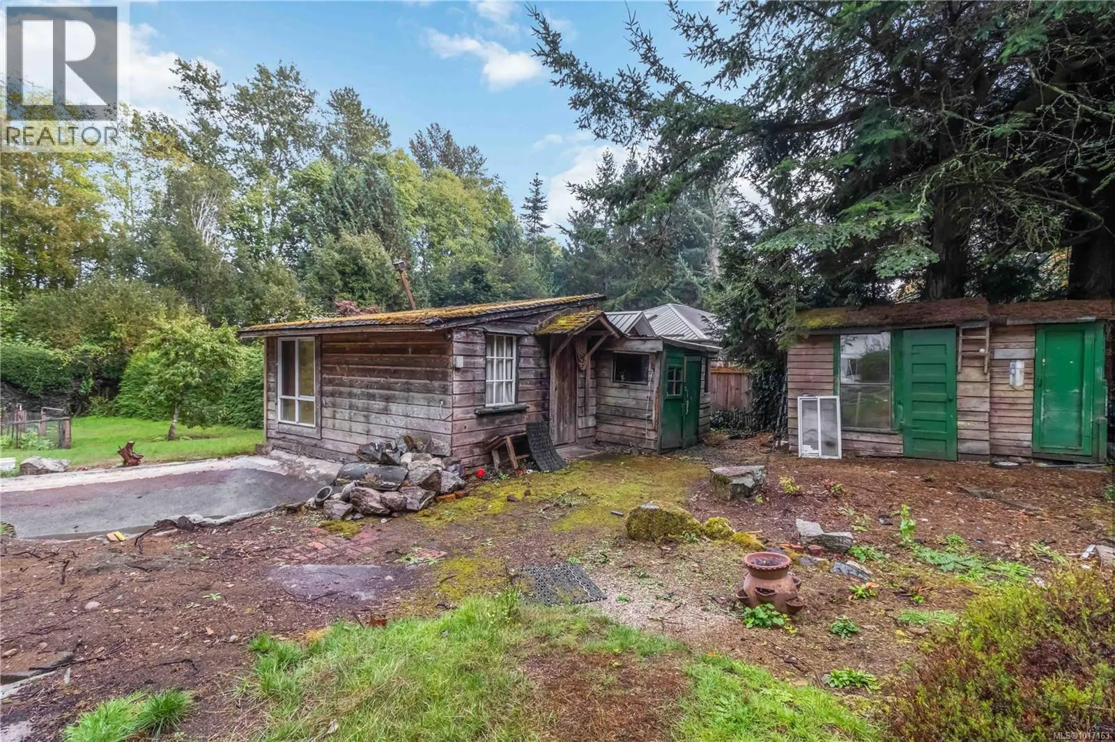 5447 Fowler Rd