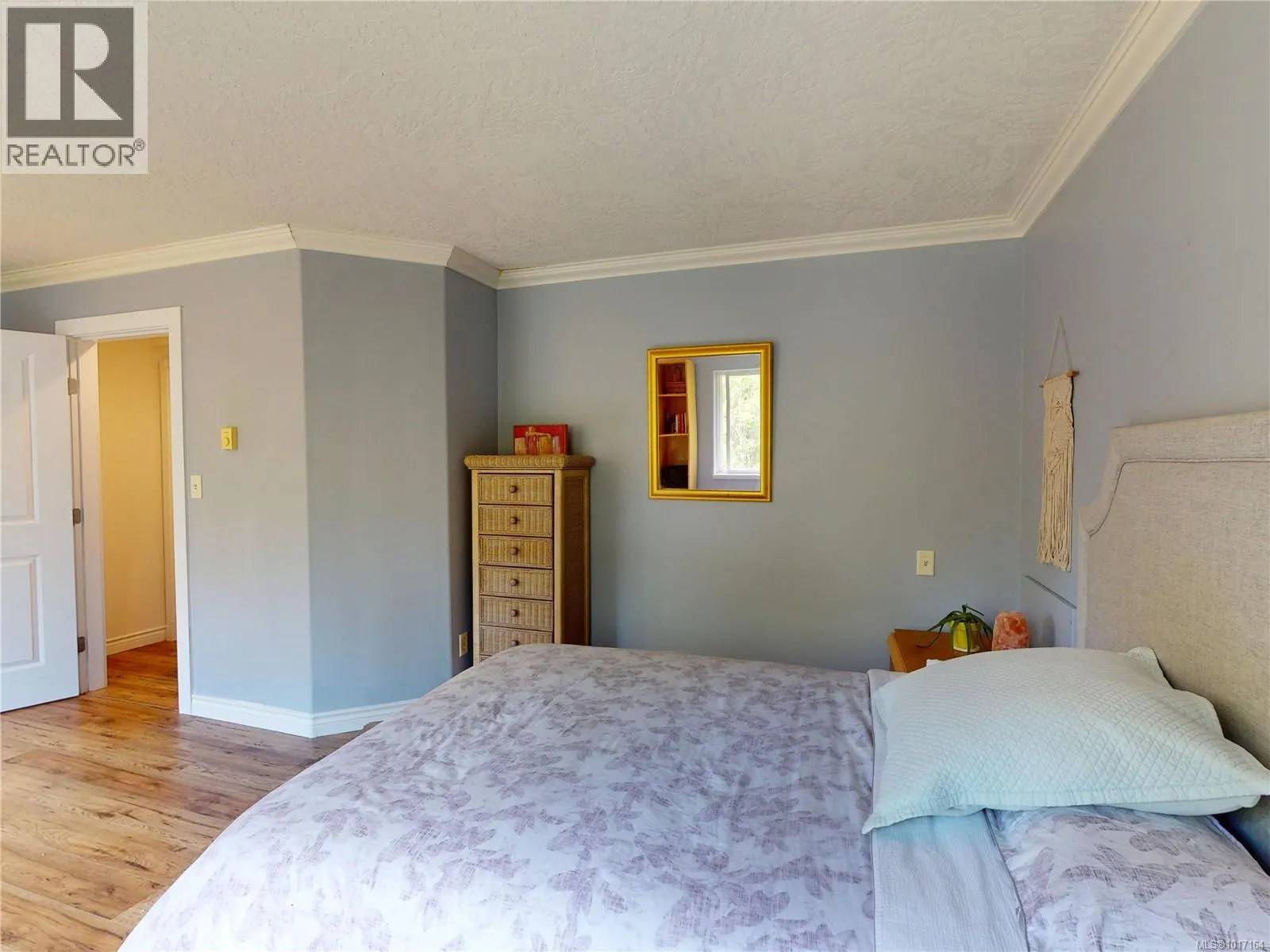 2126 Winfield Dr