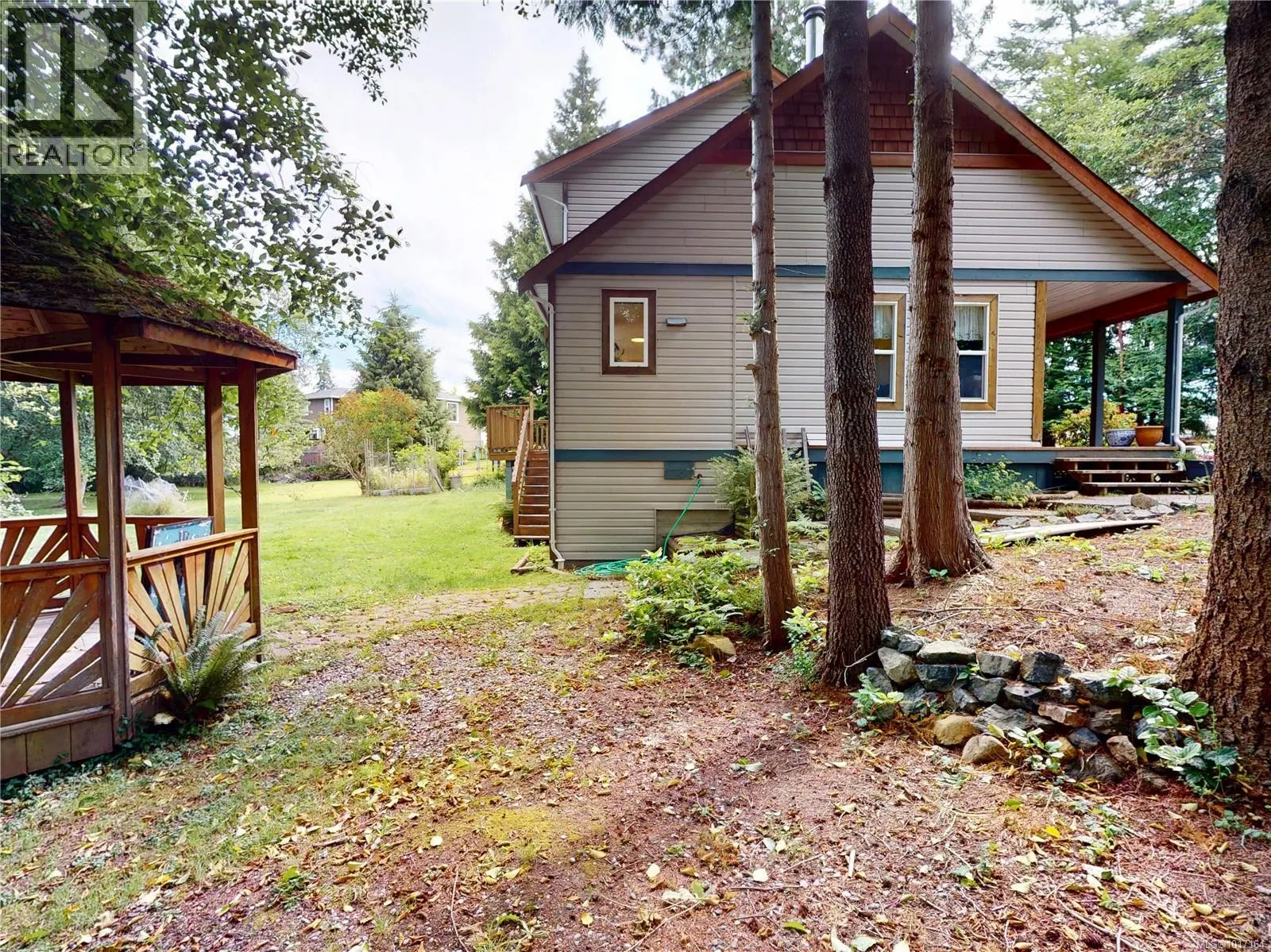 2126 Winfield Dr