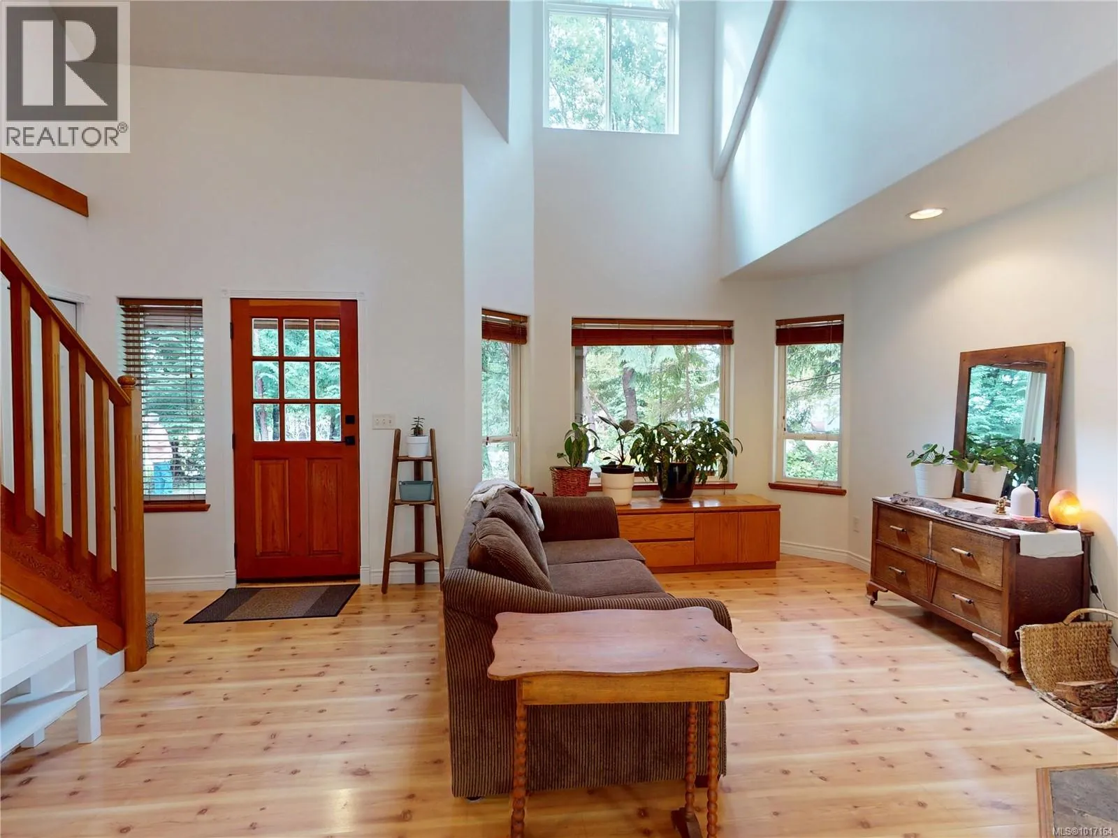 2126 Winfield Dr