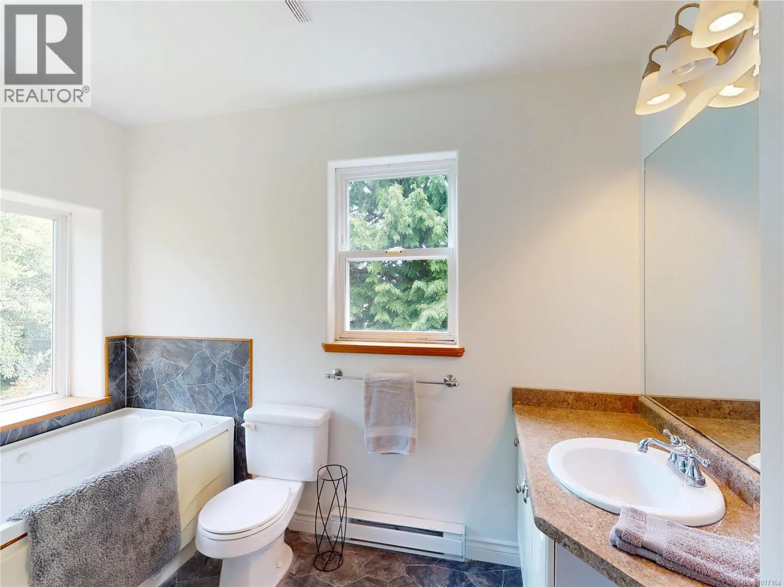 2126 Winfield Dr