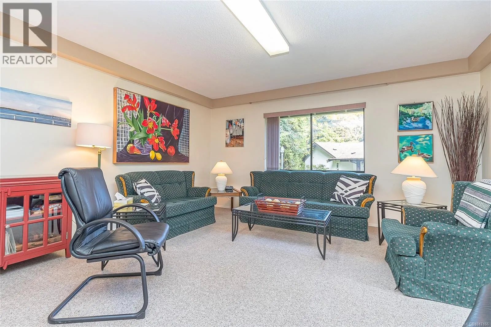 19 278 Island Hwy
