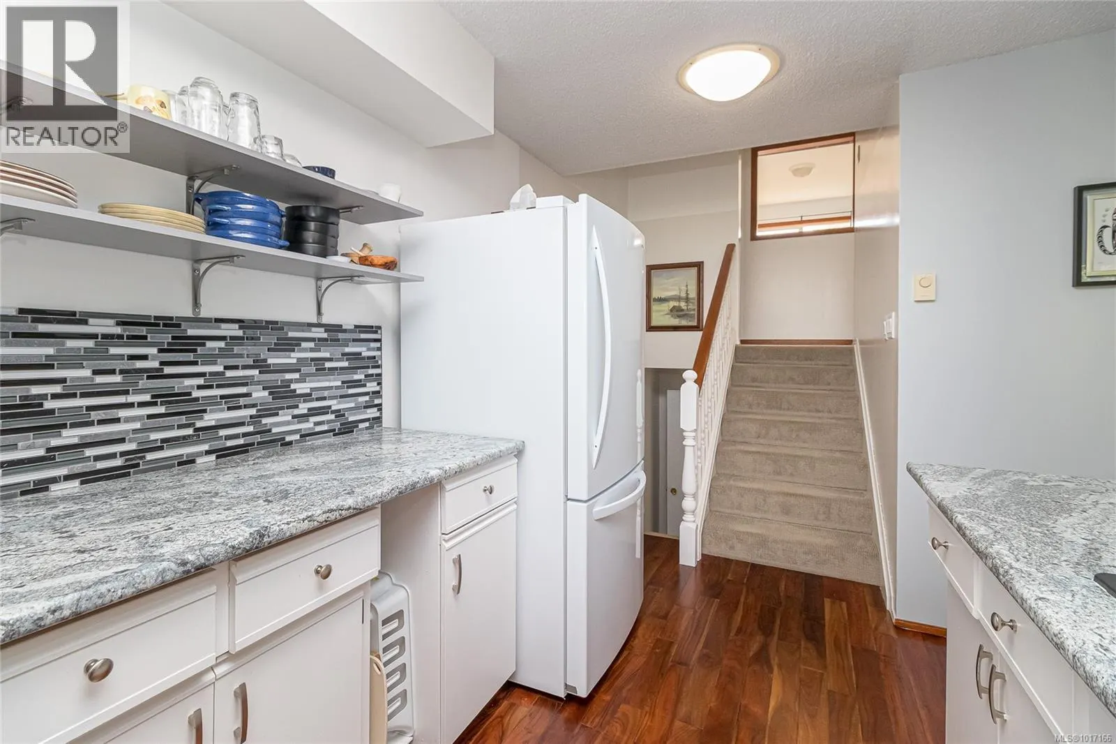 19 278 Island Hwy