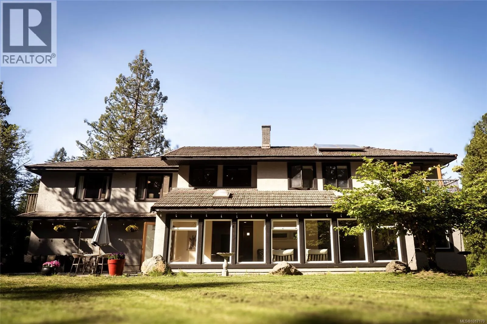 6866 Doumont Rd
