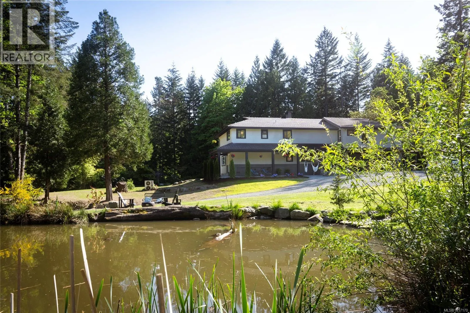 6866 Doumont Rd