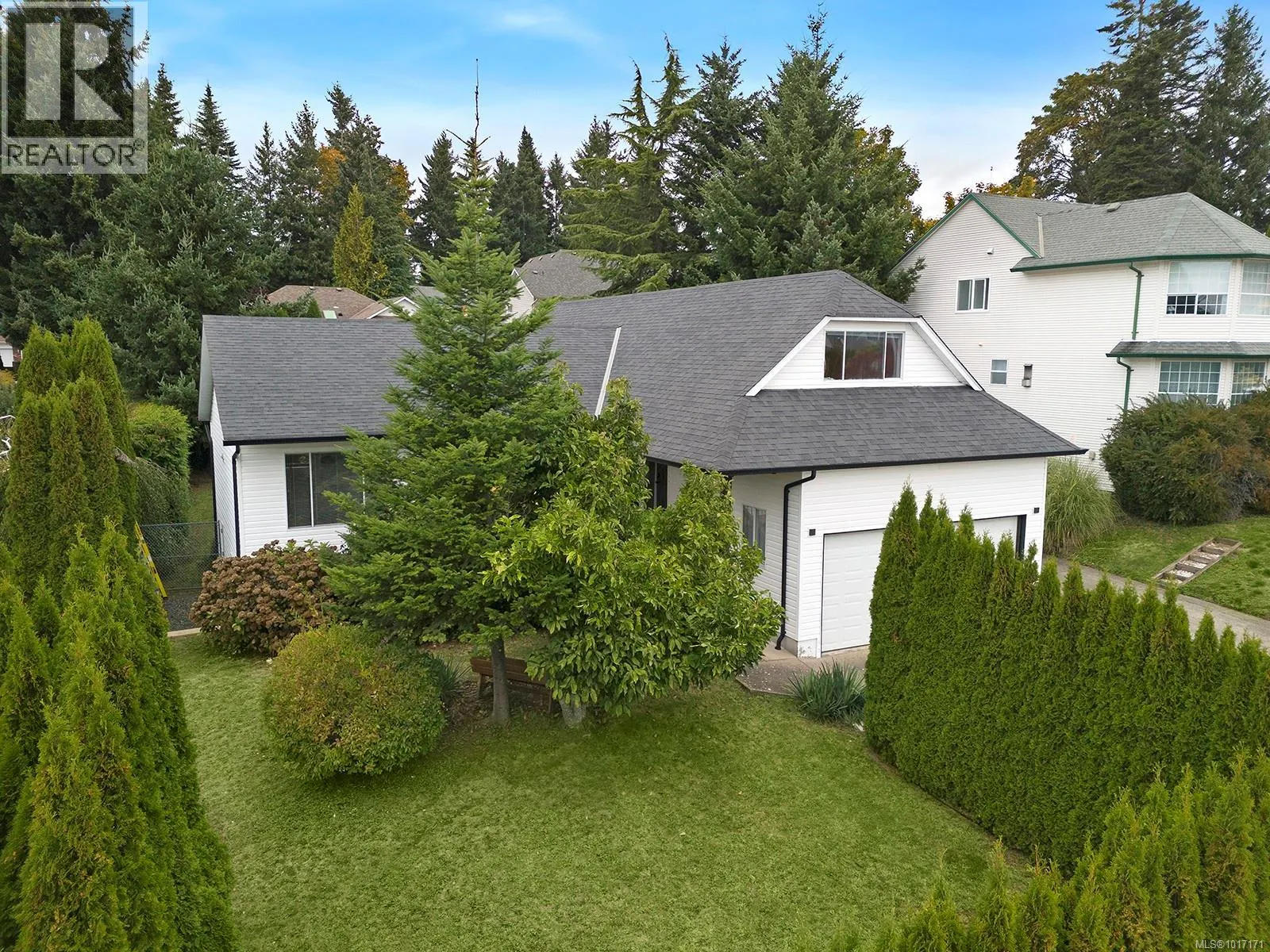 1327 Malahat Dr