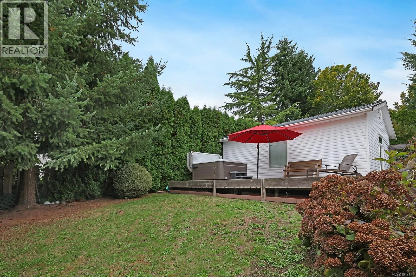 1327 Malahat Dr