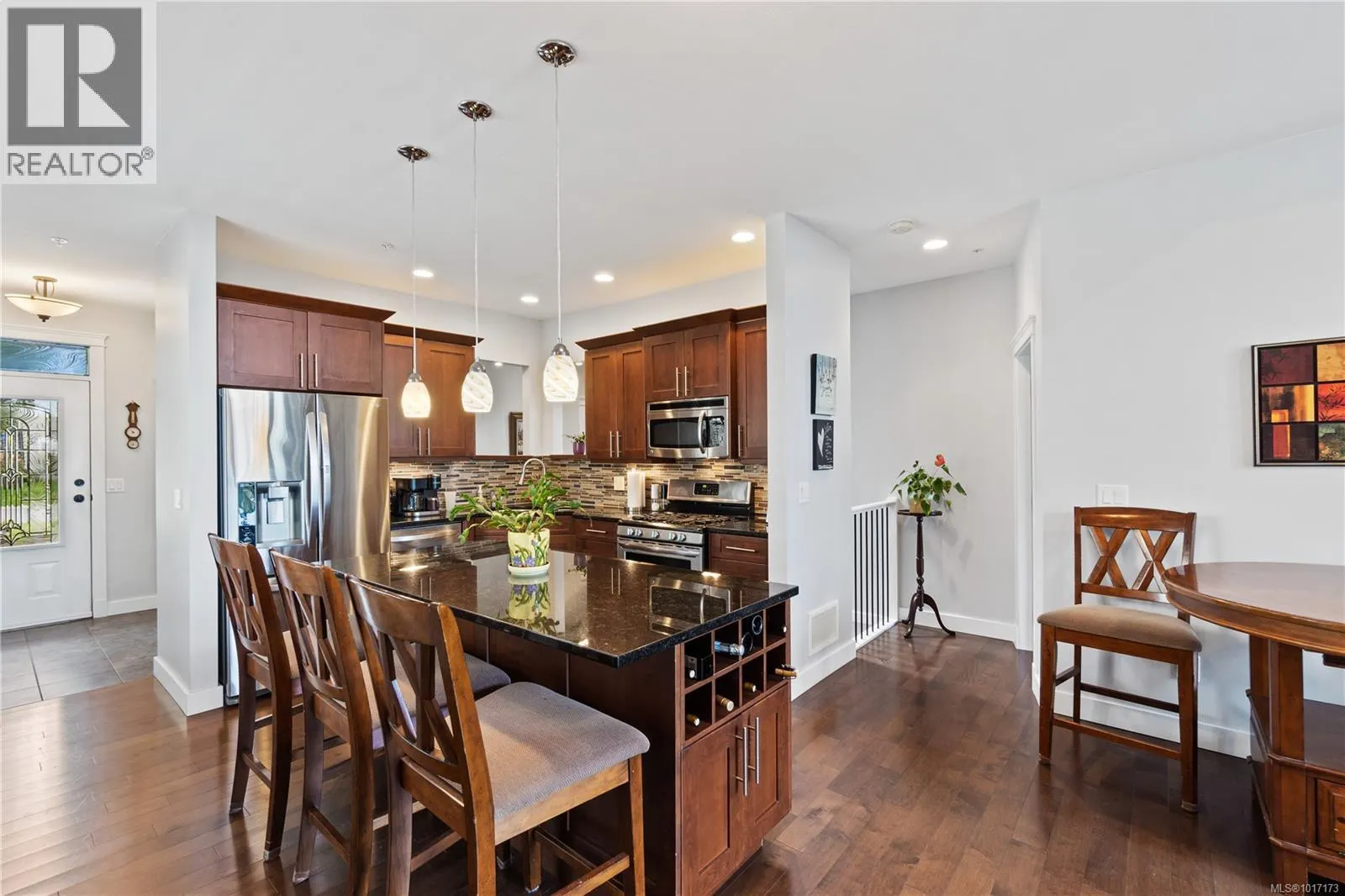 6166 Arlin Pl