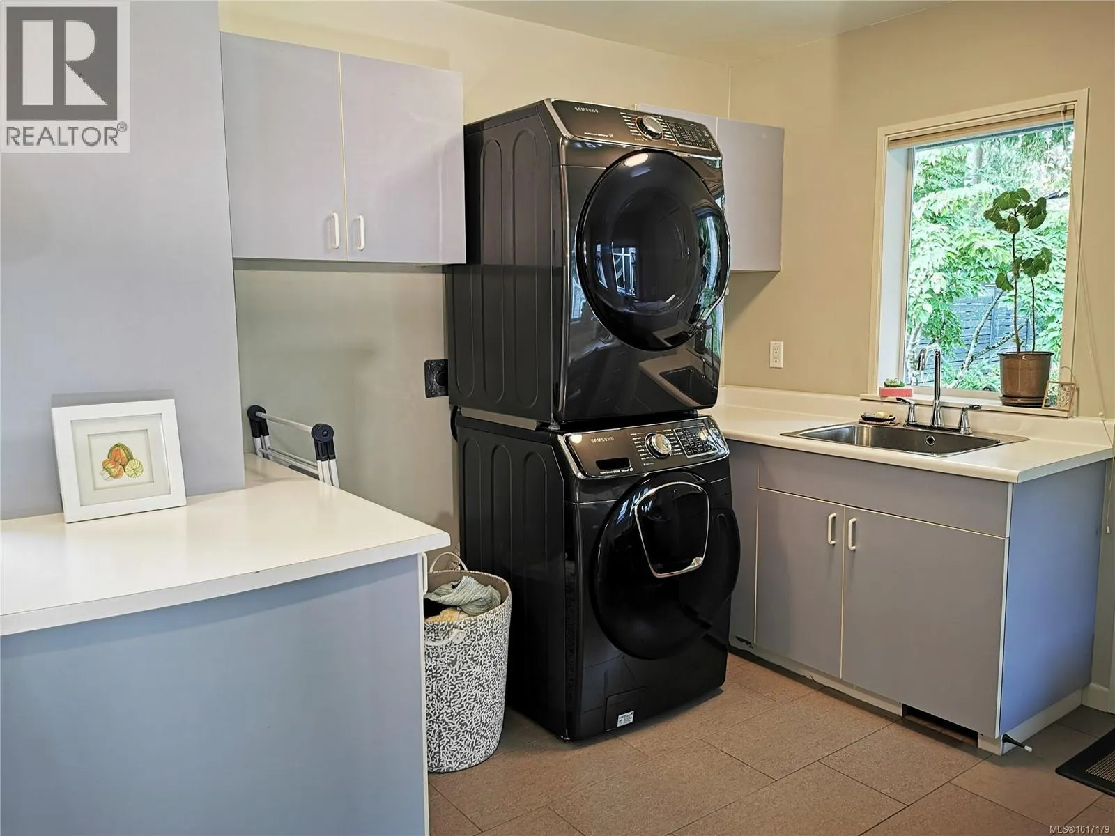 1723 Mayneview Terr